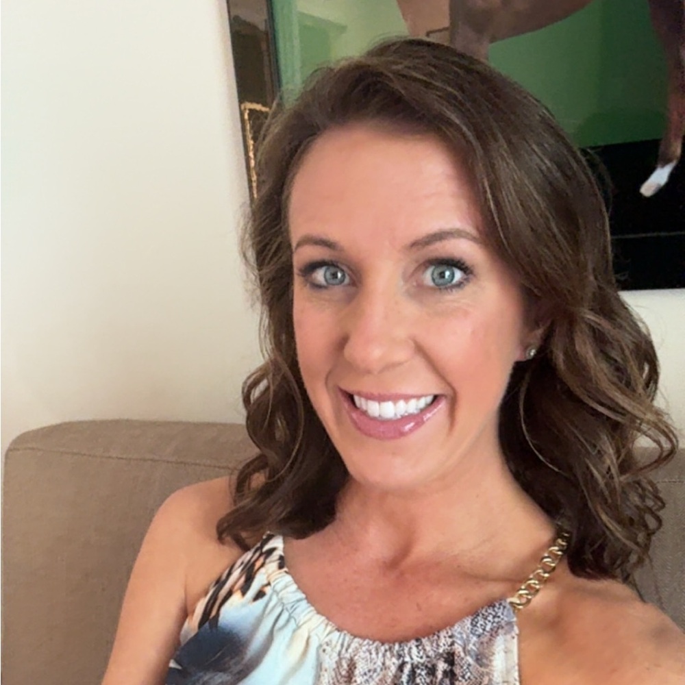 Meet your Posher, Stefanie